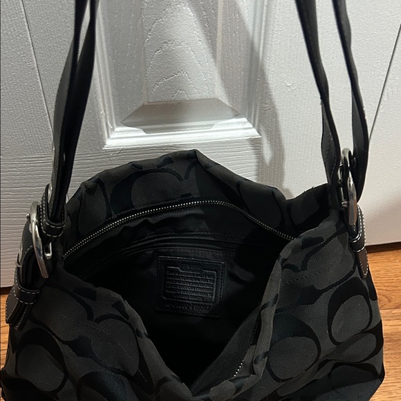 Coach Black Shoulder Bag - Picture 5 of 6
